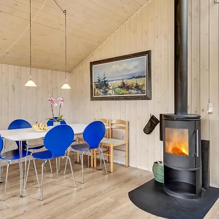 Lokken With Fireplace Ii 洛肯