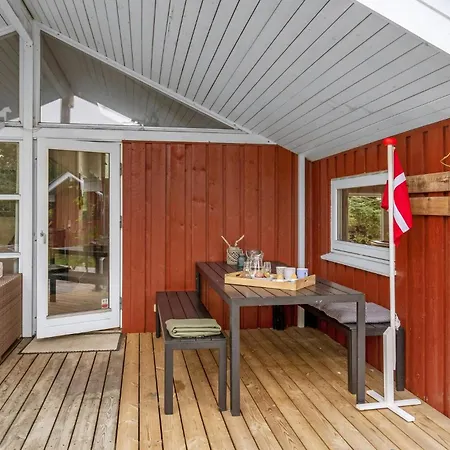 Lokken With Fireplace Ii 度假居